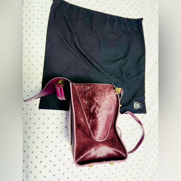 Zac Posen Eartha top handle bag with removable strap in burgundy plum colour - Picture 9 of 14